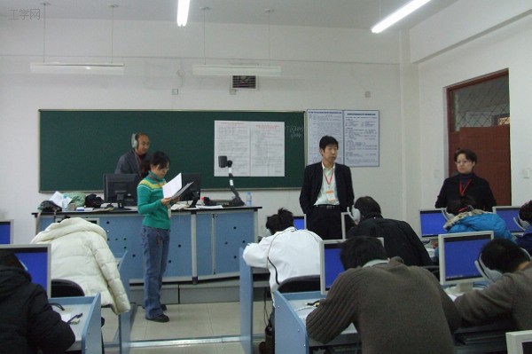 全國國際商務(wù)英語考試（二級）在我校試考