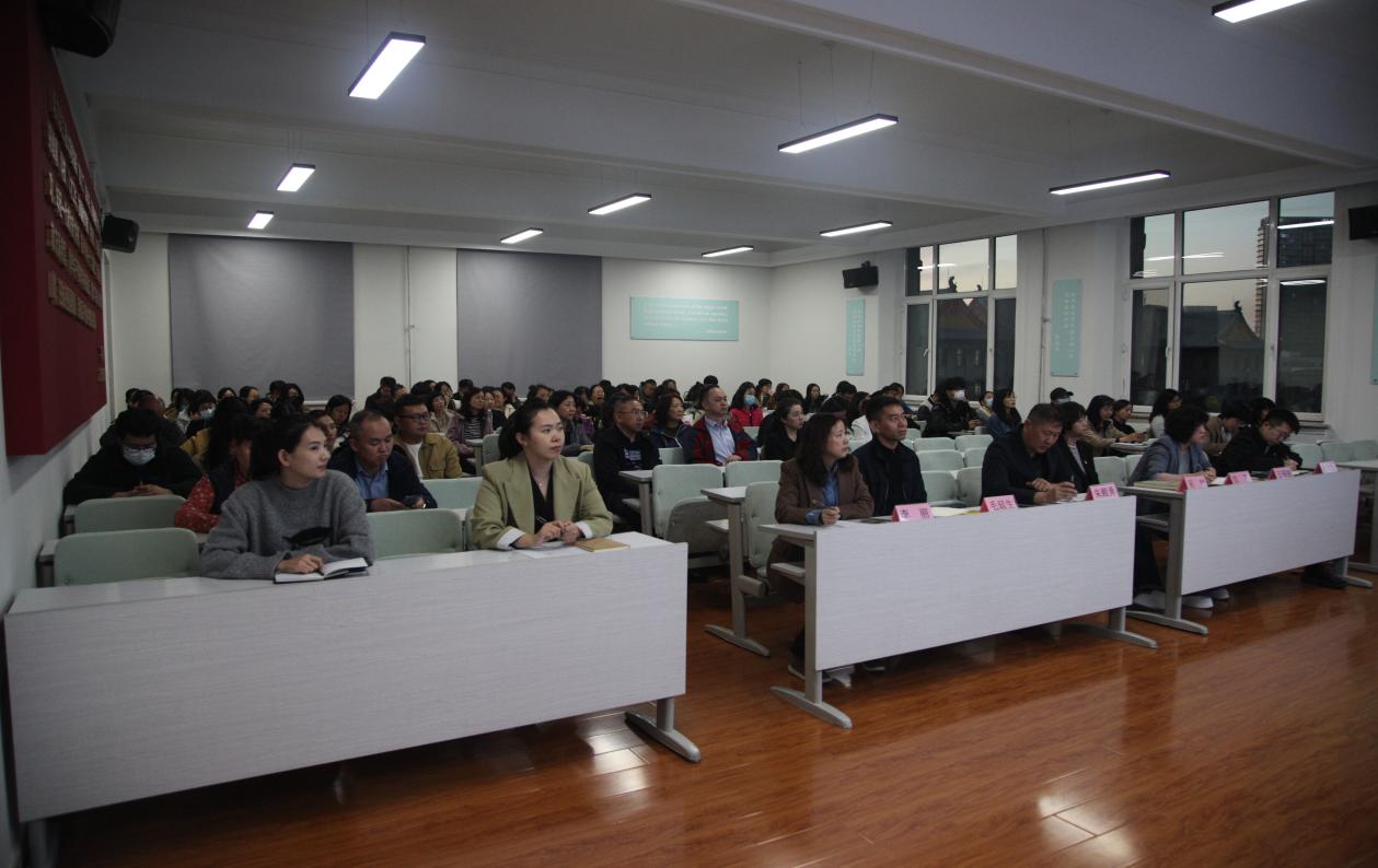 外國語學(xué)院召開本科教育教學(xué)審核評估啟動會