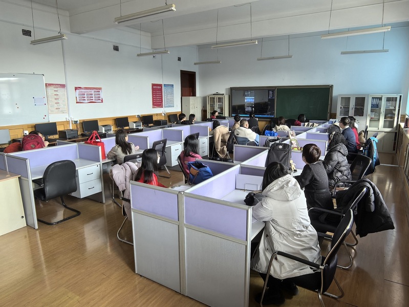 筑牢安全防線，共建平安校園 —學(xué)院組織集中觀看2025年春季全國高校消防安全公開課