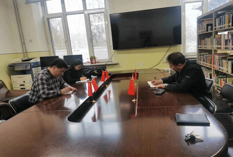 中國船舶重工集團公司第七一四研究所與學(xué)院進行深入合作會談